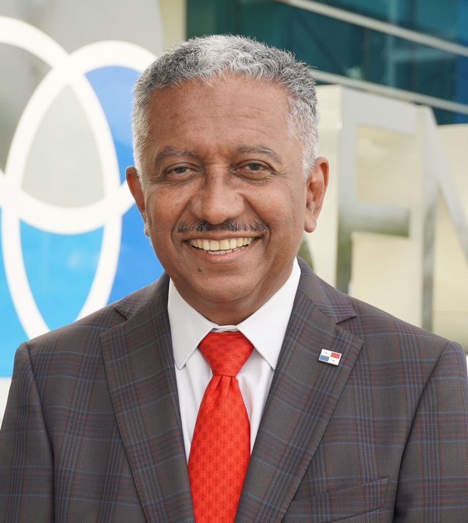 Dr. Eduardo Ortega-Barría